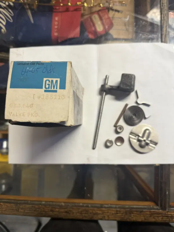 Nos repkit avgasventil olds 1964-5 ,330