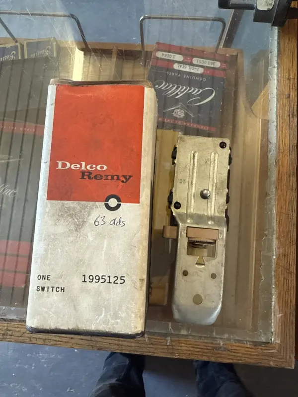 NOS Ljuskontakt 1963 oldsmobile
