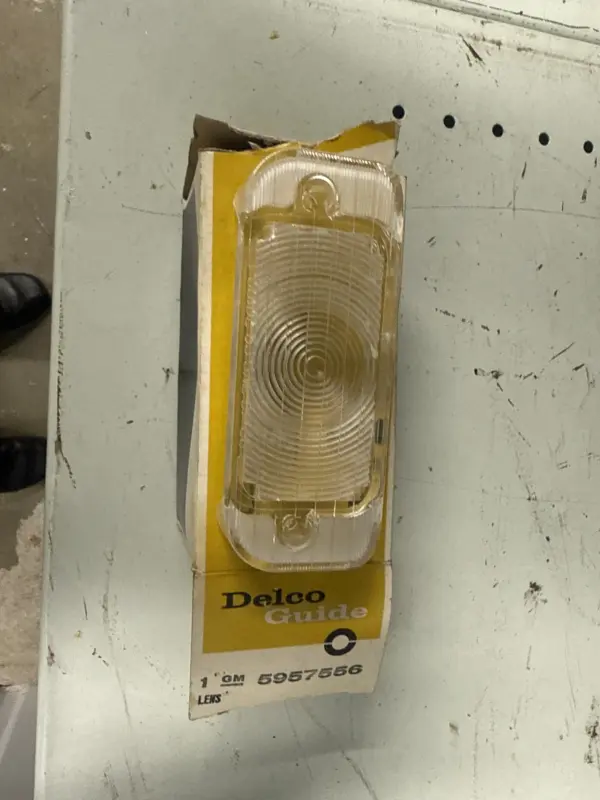 Nos 1966 parkeringsljus glas oldsmobile