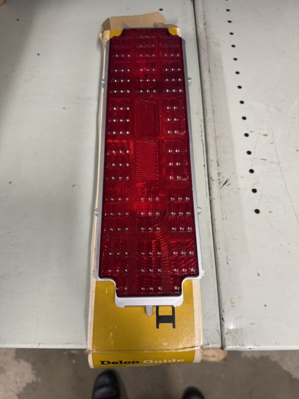 NOS Lampglas 1968 Oldsmobile